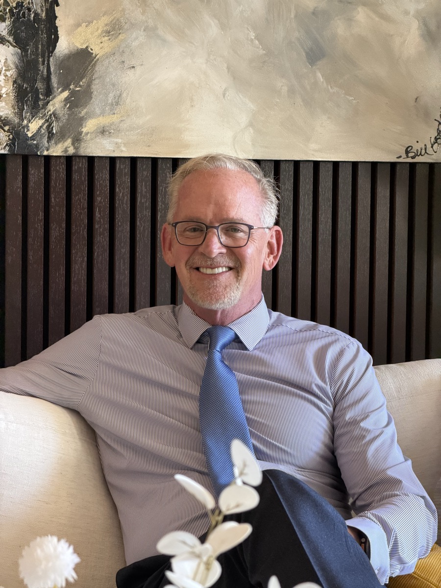 Bob Auer, Co-Founder — Finance & Mega-Project Negotiation
